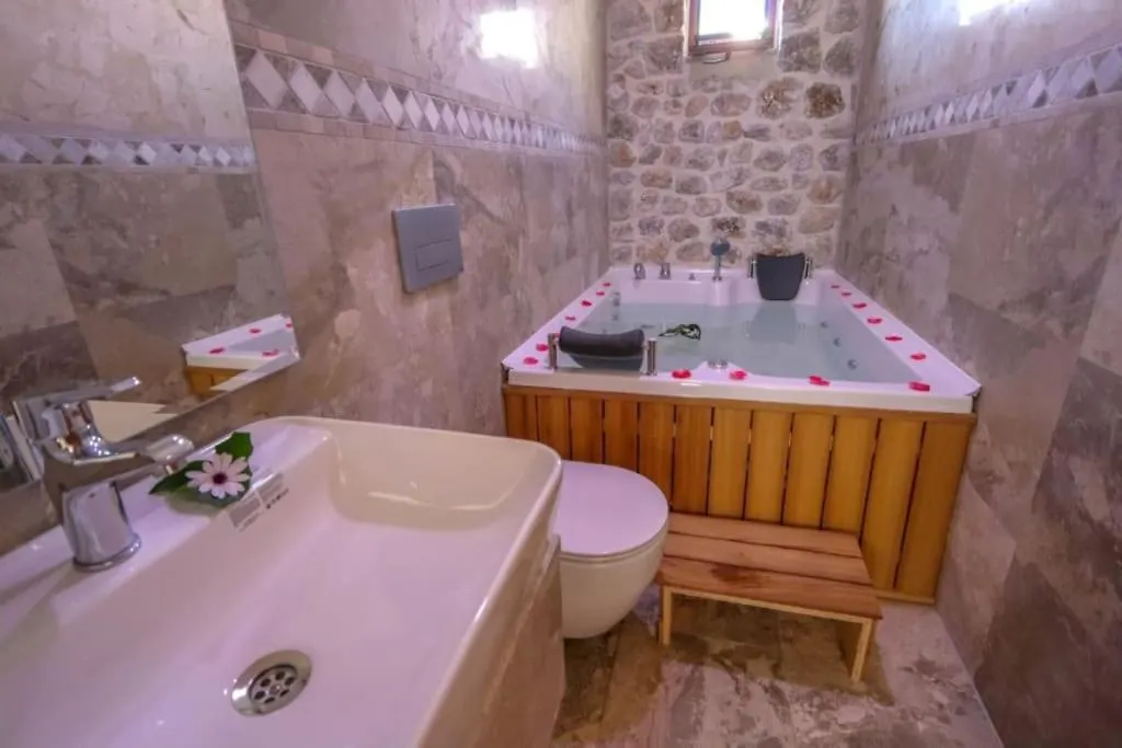 Likya Labis 2+1 Villa, Oezel Havuzlu, 페티예